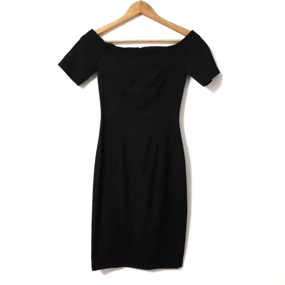 Off-shoulder BodyCon LBD